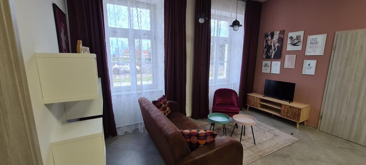 Apartments Nestl Птуй Екстер'єр фото
